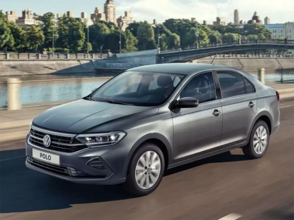В России отзывают Volkswagen Polo из-за неправильных наклеек