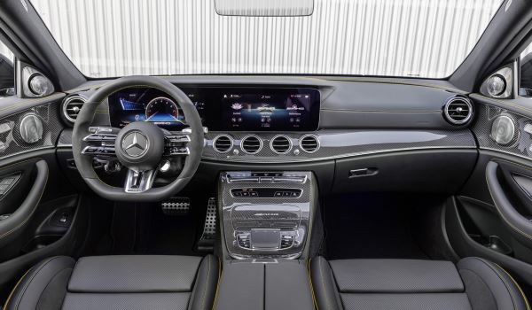 Mercedes обновил седан и универсал AMG E 63