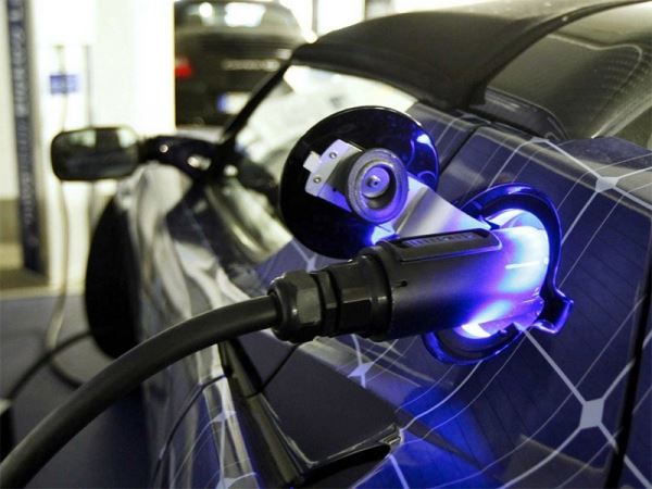 Китайцы создали очень живучую батарею для электромобилей