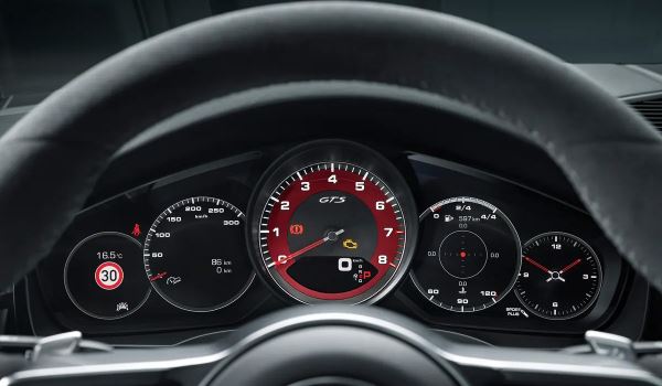 Porsche представила новый Cayenne GTS